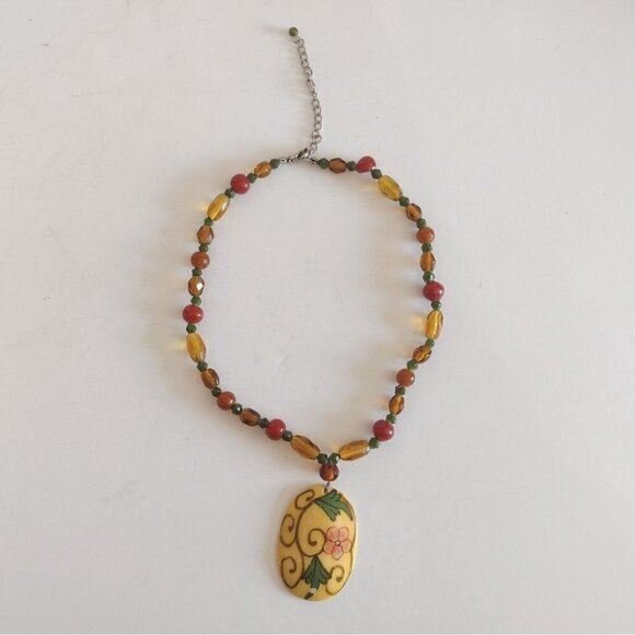 Vintage Heavy Plastic Beaded Necklace W/ Bone? Oval Handpainted Pendant Boho - Picture 2 of 8